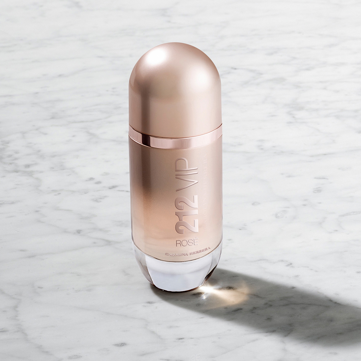 212 VIP ROSÉ SET PARA MUJER EAU DE PARFUM + BODY LOTION + EAU DE PARFUM